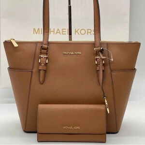 Michael Kors Large Charlotte Tote Bag & Trifold
Wallet Luggage Brown